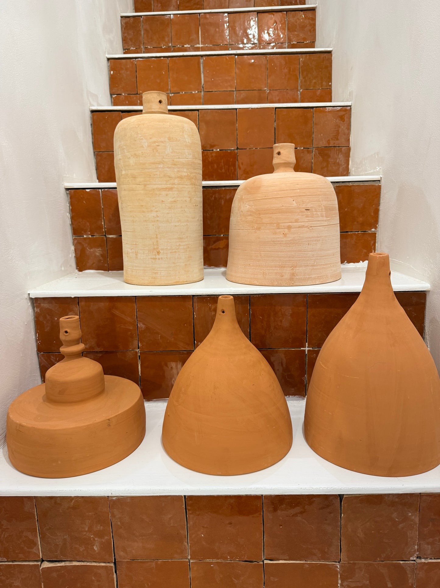 Suspension artisanale marocaine en terre cuite – forme cloche