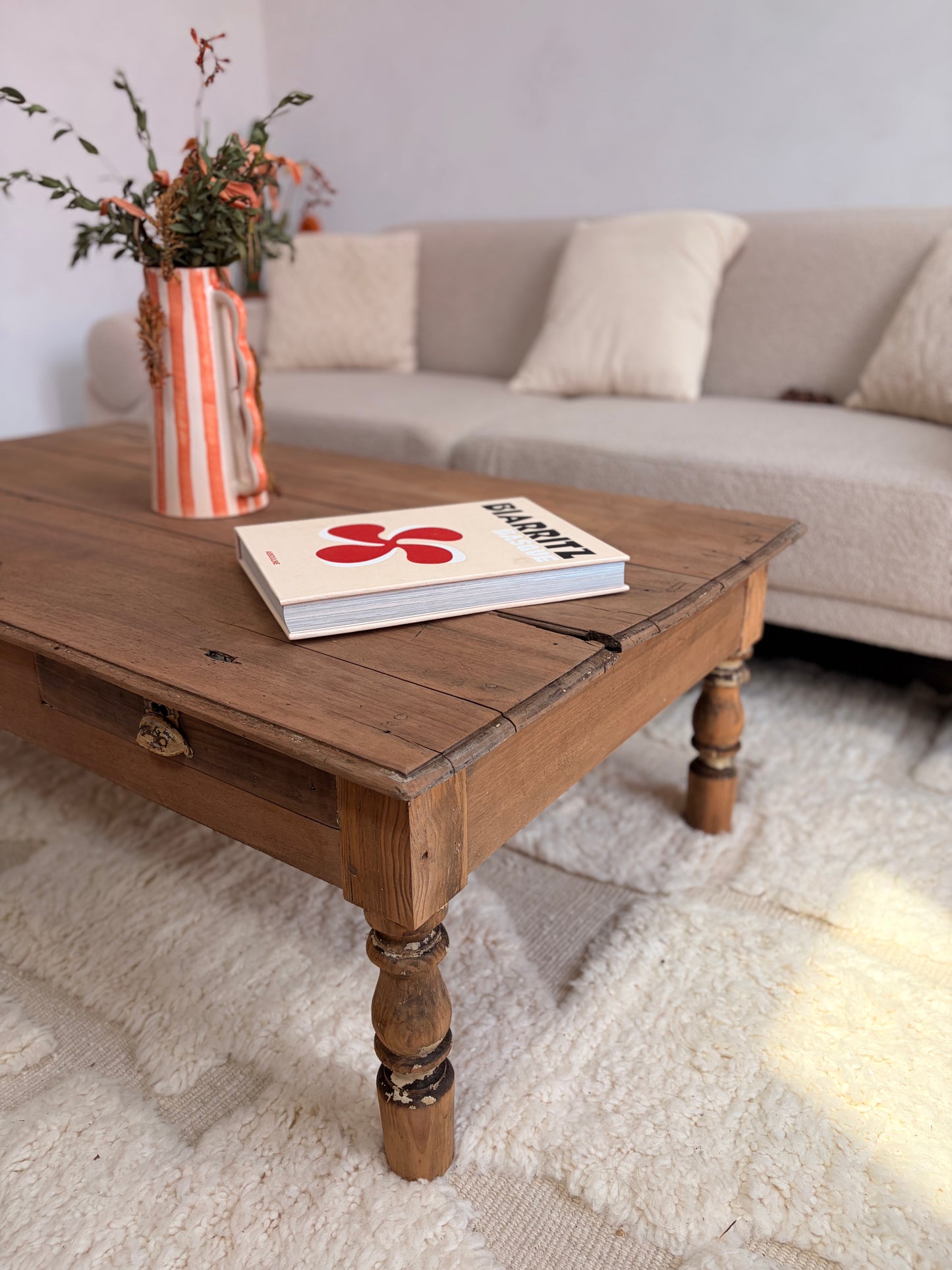 Grande table basse de ferme bois massif décapé - 137 x 74