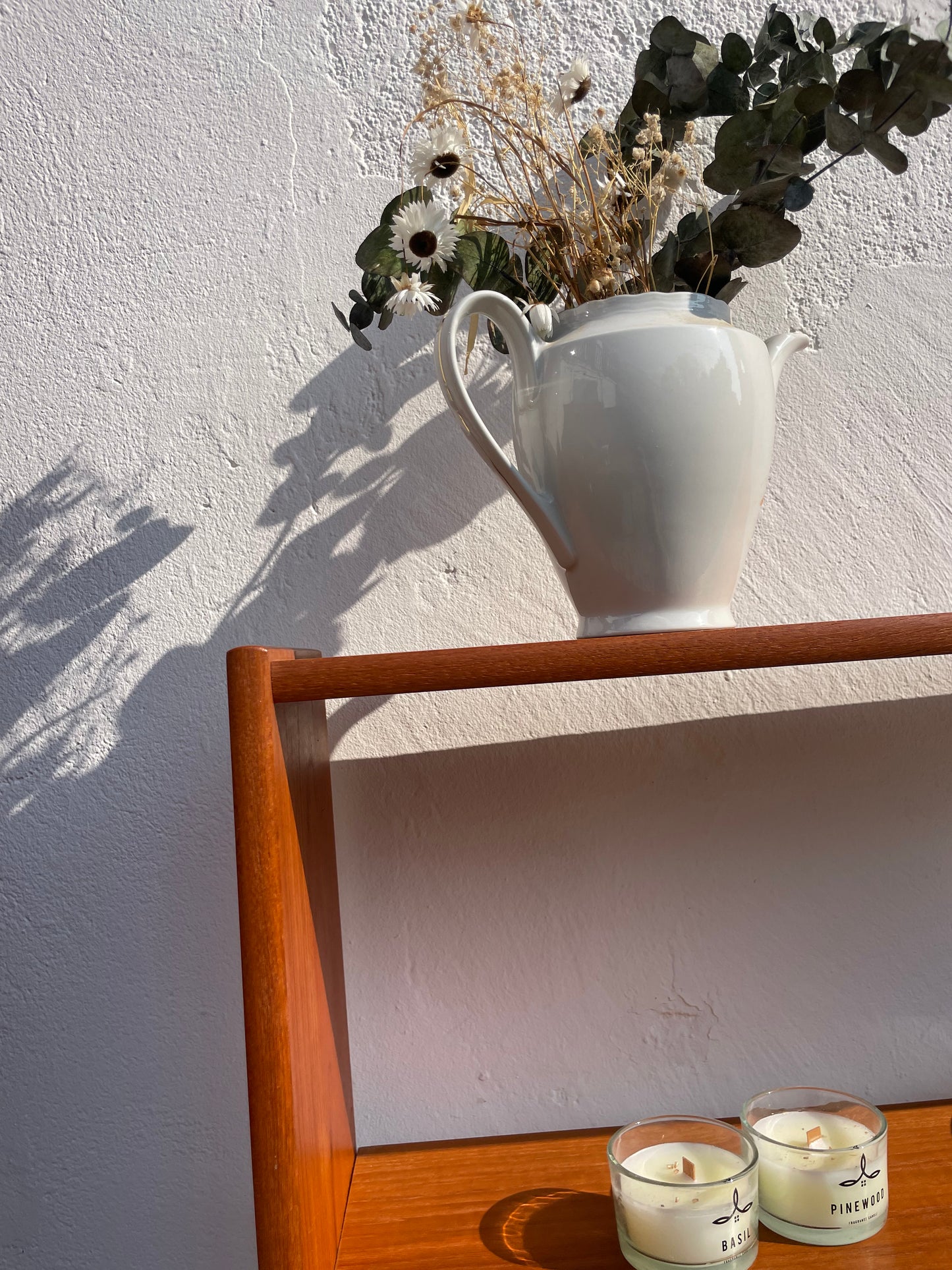 Vaisselier scandinave vintage en teck – Années 1960