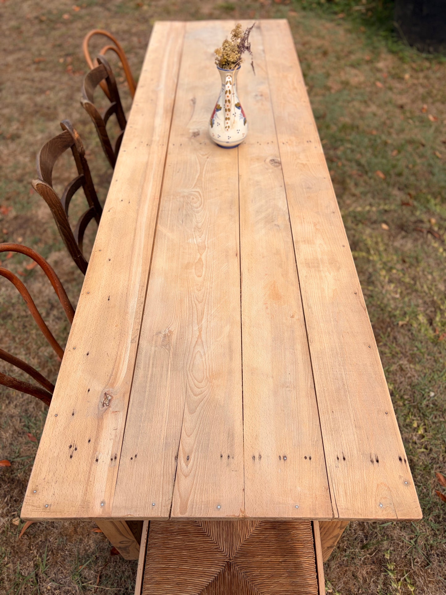 Grande table de ferme ancienne en bois massif 250 cm | Table de restaurant vintage – Pépiterie