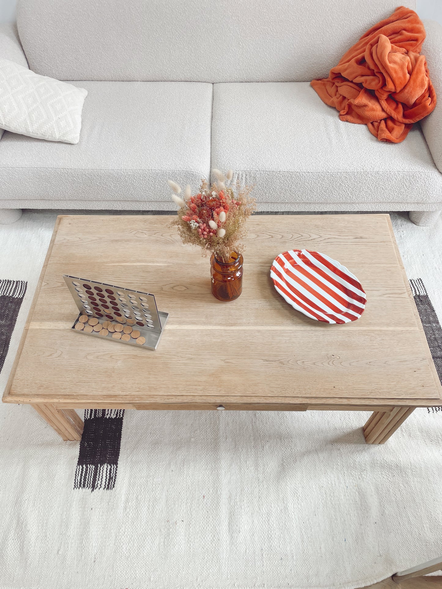 Table basse rustique en bois massif – style campagne / ferme