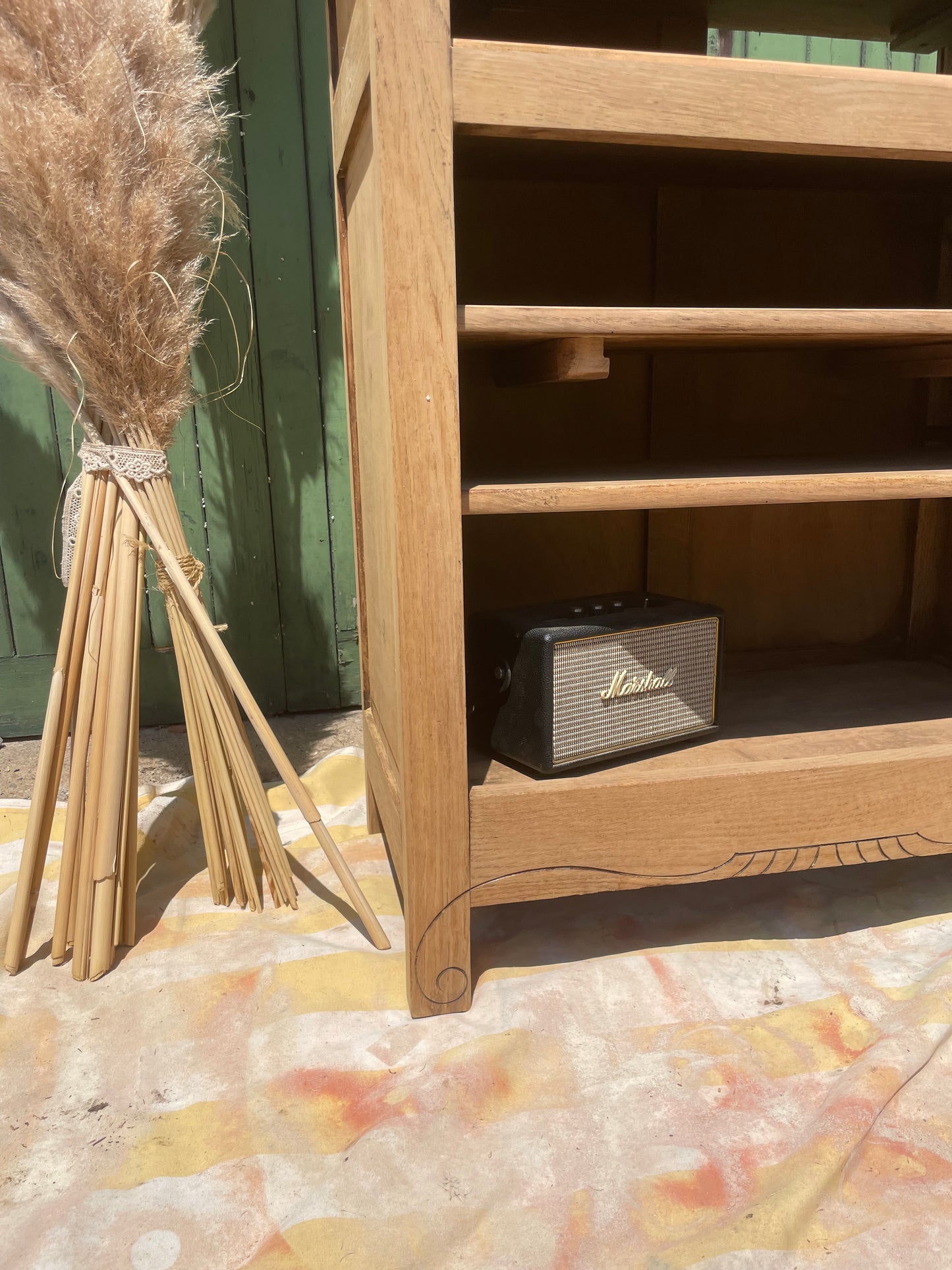 Buffet ouvert vintage bohème, Chêne brut  décapé