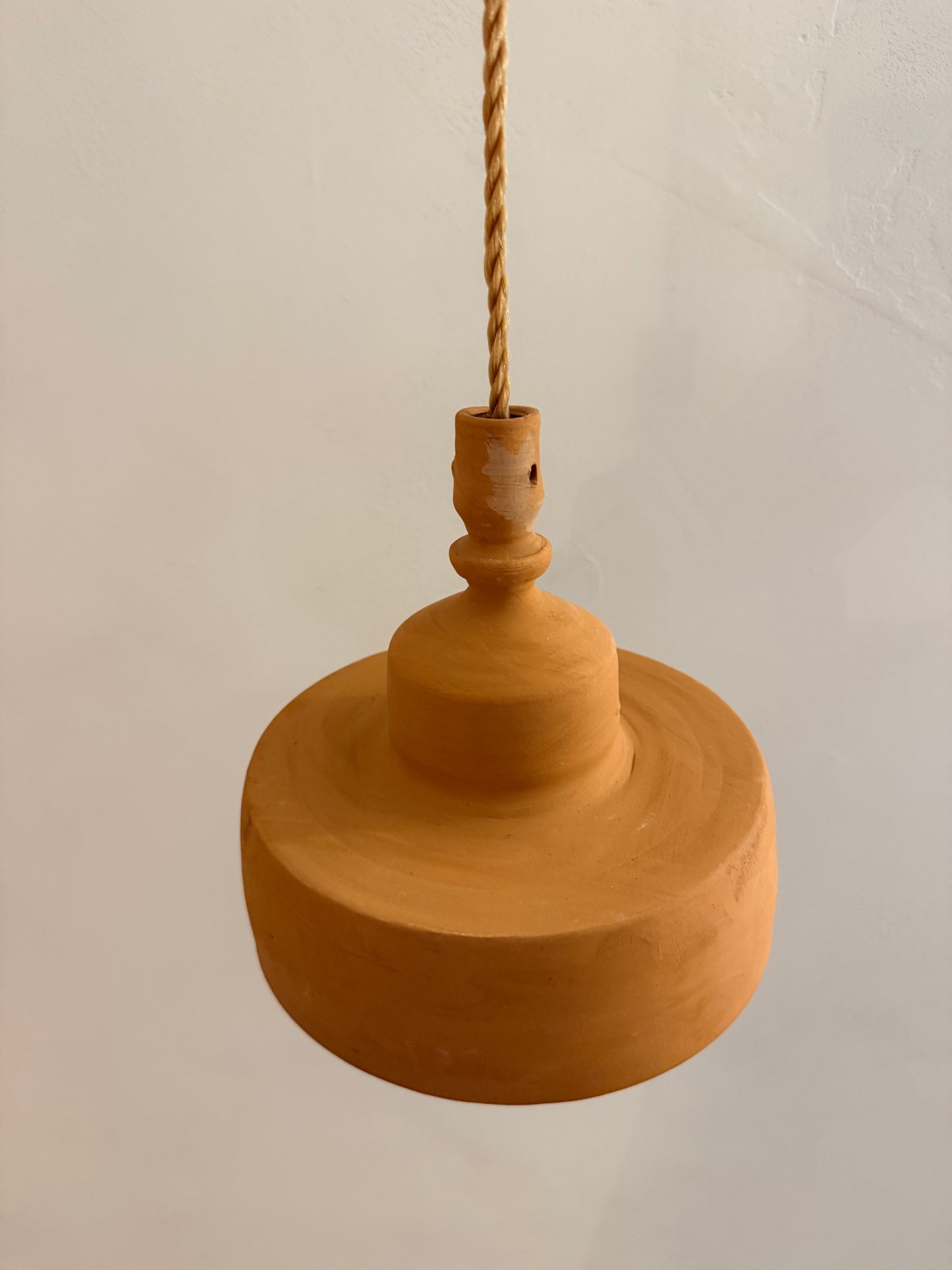 Suspension artisanale marocaine en terre cuite