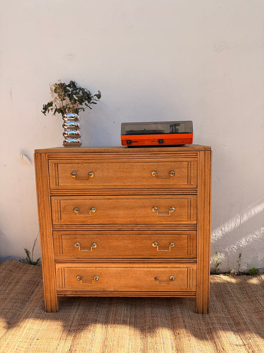 Commode vintage en bois – 4 tiroirs & poignées dorées – 85 cm