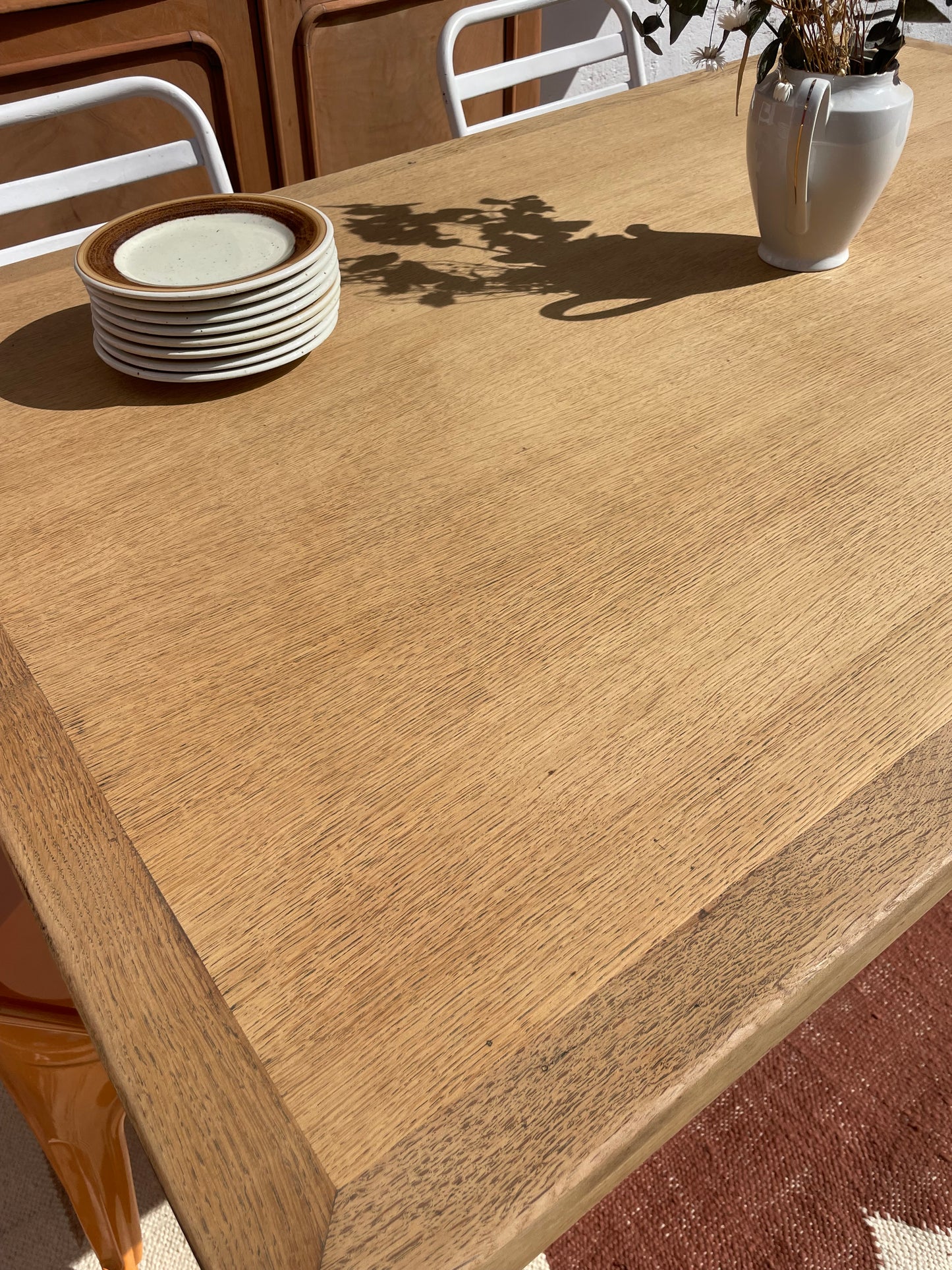Grande table de ferme ancienne en bois massif – rallonges intégrées – pièce unique