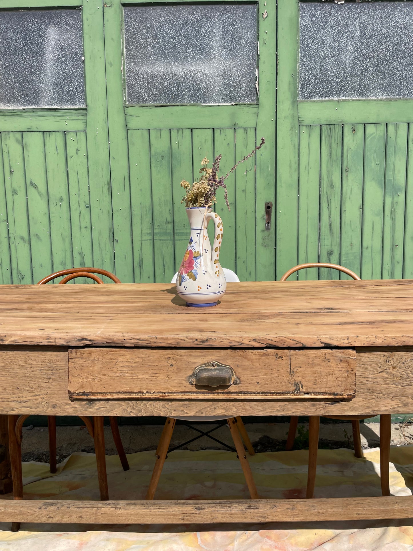 Table de ferme rustique et vintage bois brut décapé 180cm
