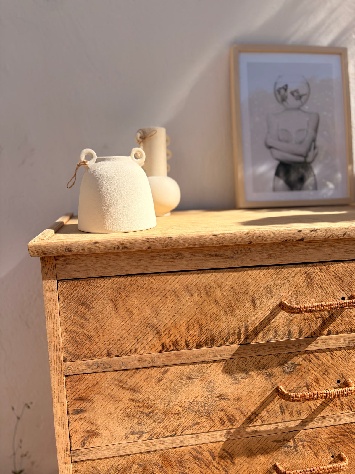 Commode vintage en chêne – 4 tiroirs & patine léopard