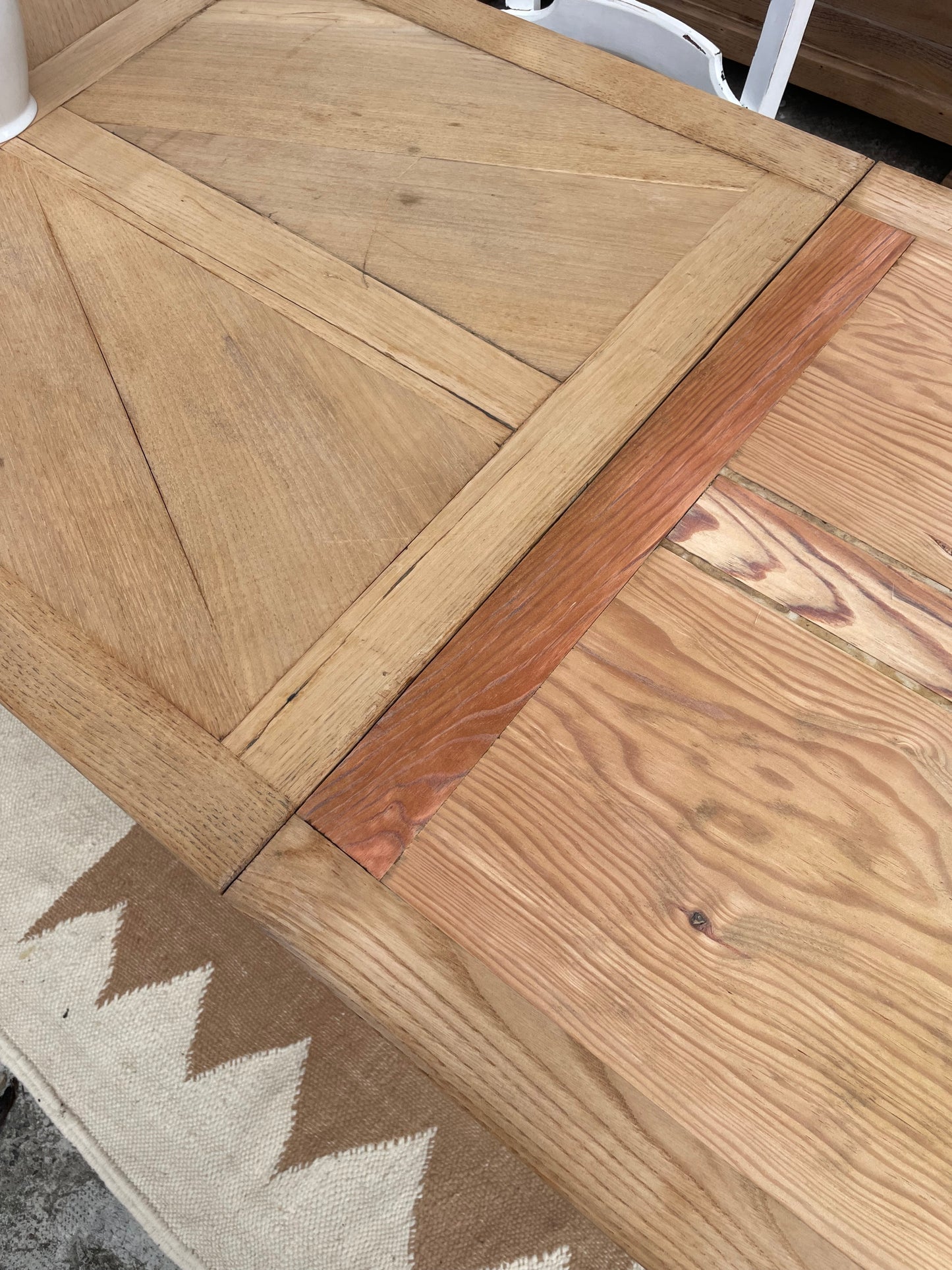 Table de ferme ancienne – bois massif – modulable – pleine de charme