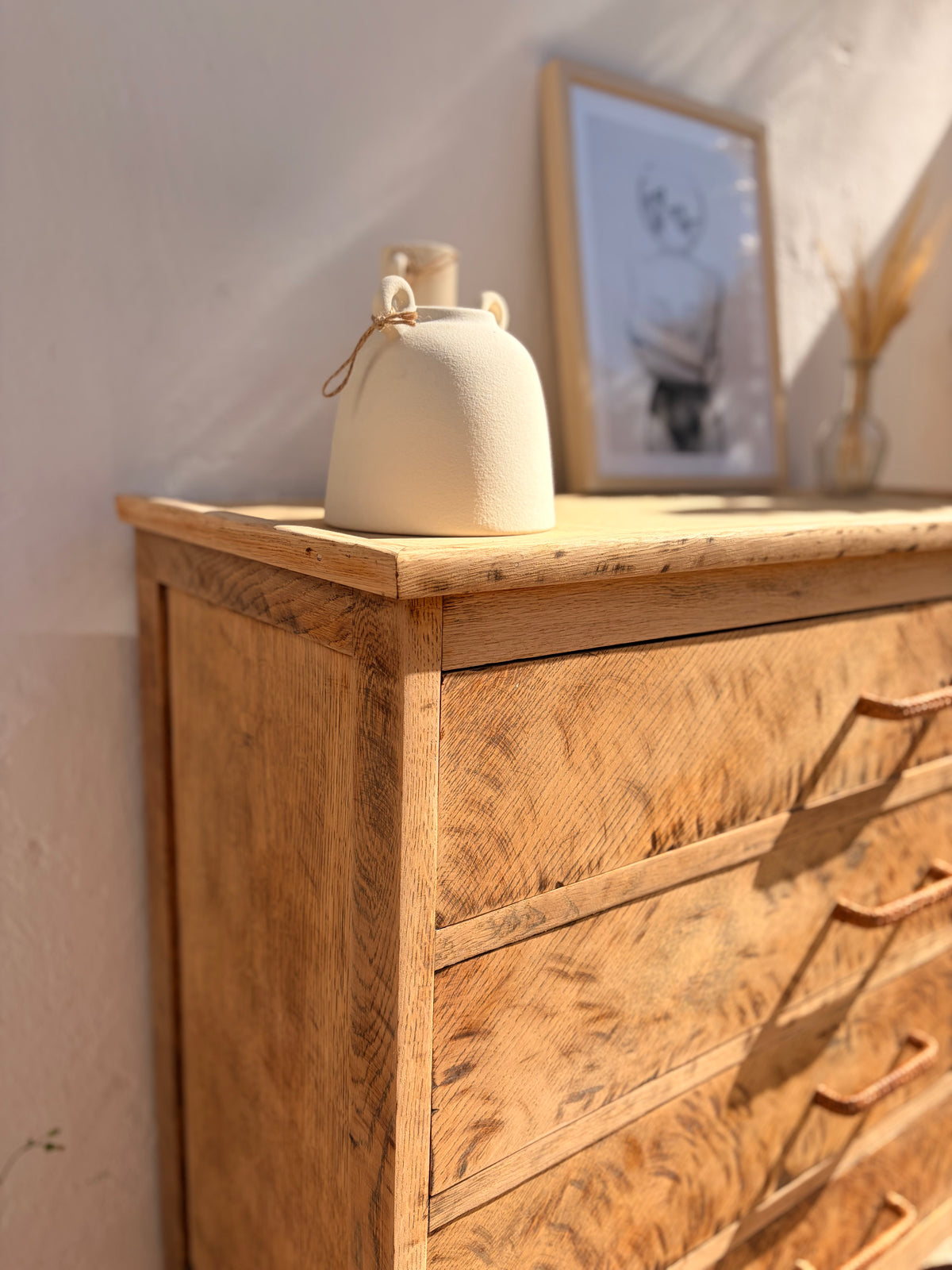 Commode vintage en chêne – 4 tiroirs & patine léopard
