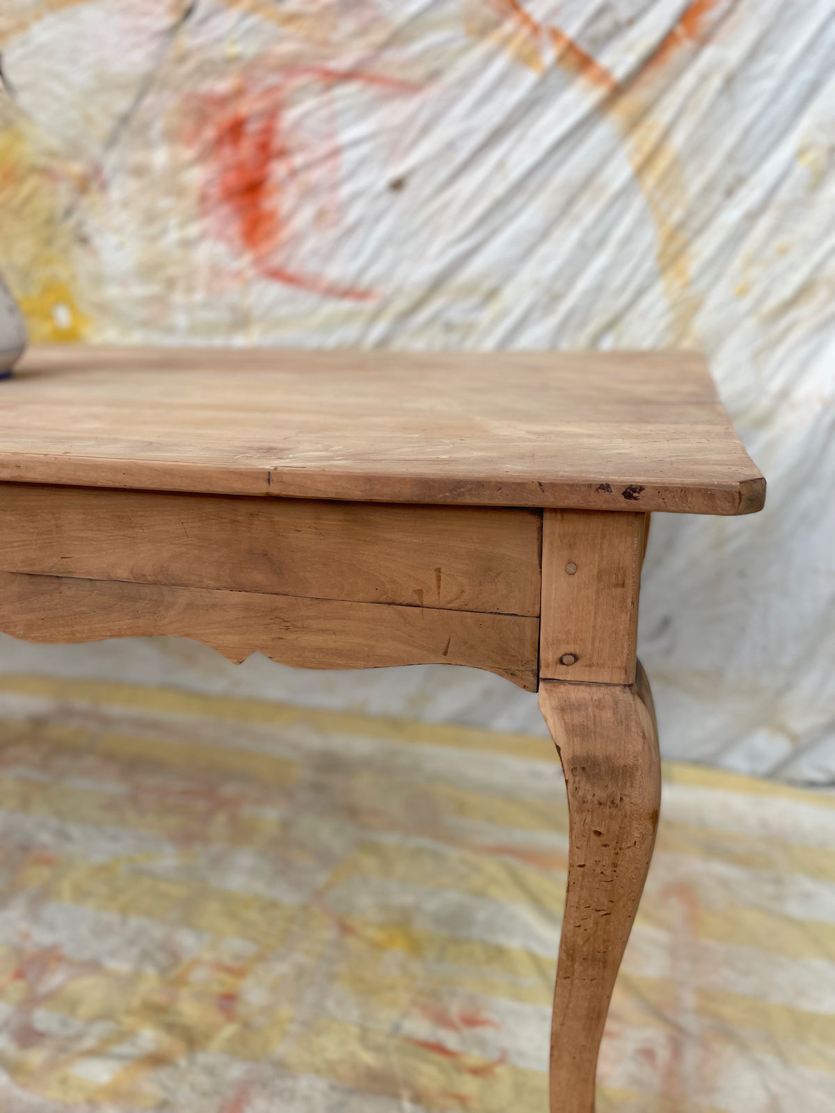 Table de ferme provençale vintage en bois massif – 183 cm – 2 tiroirs