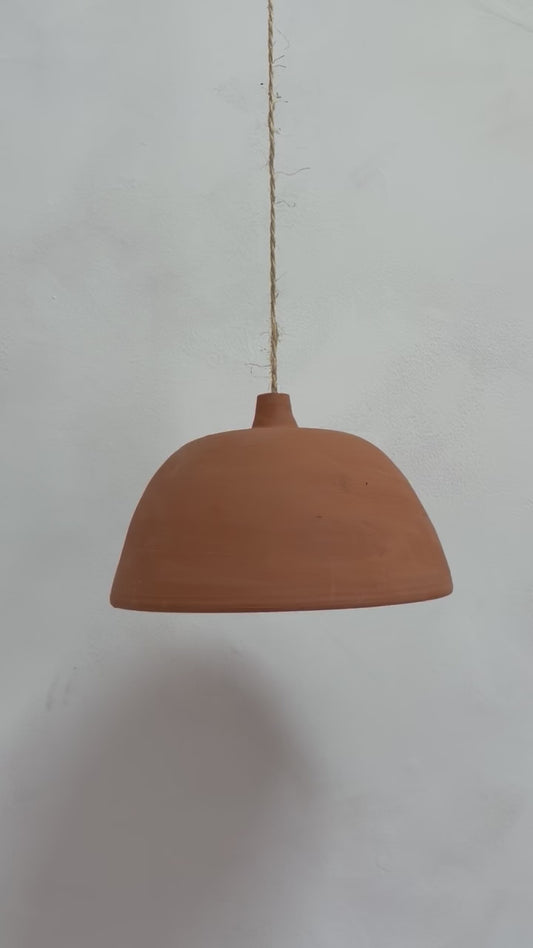 Suspension artisanale en terre cuite Soléa n°1 – Pièce unique