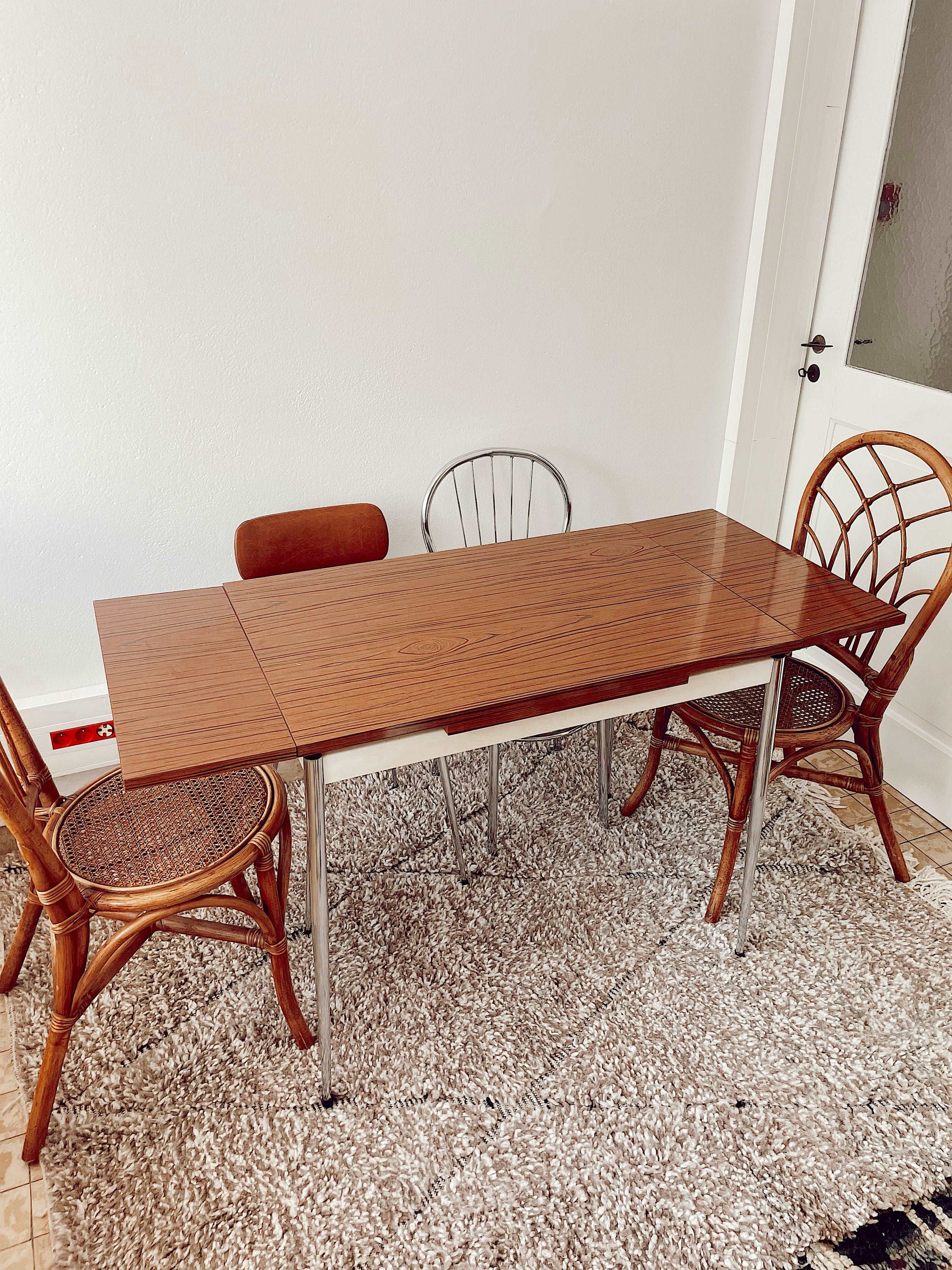 Table vintage Formica / métal avec rallonges