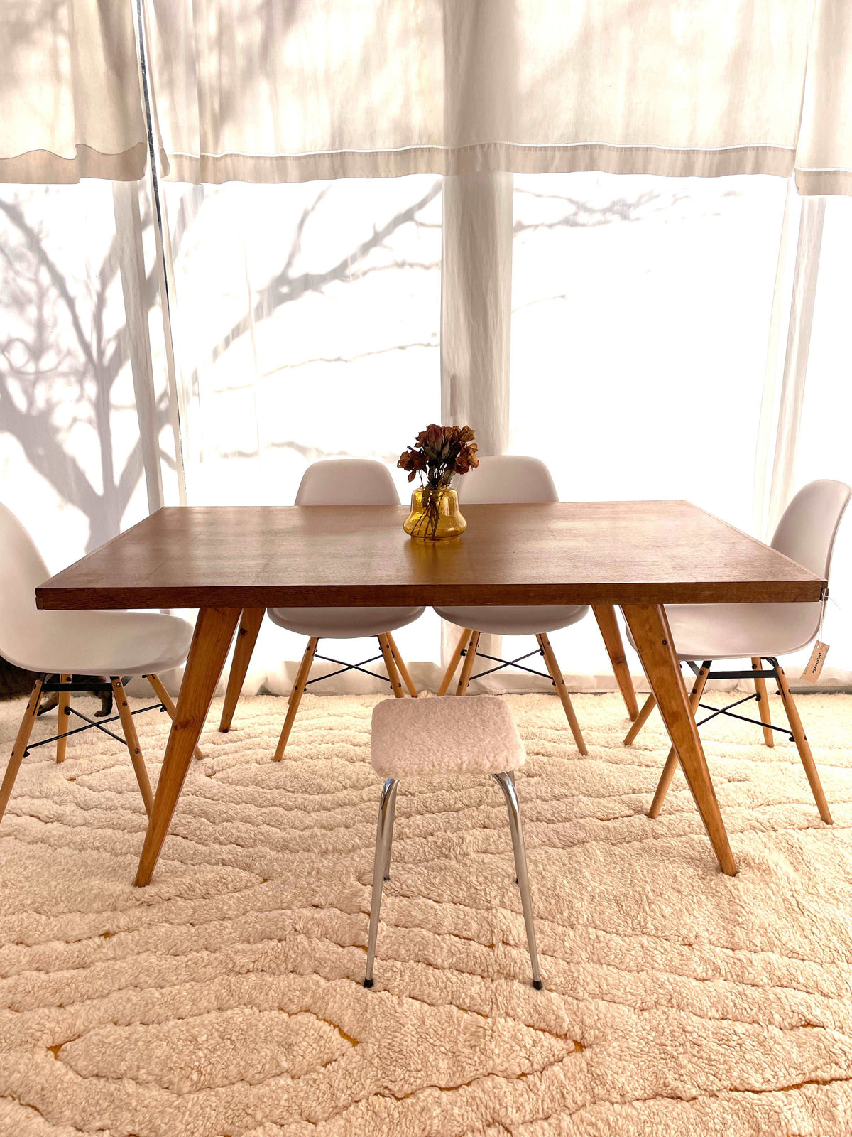 Table vintage pieds compas style scandinave